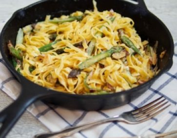 3 Cheese Linguine with Asparagus